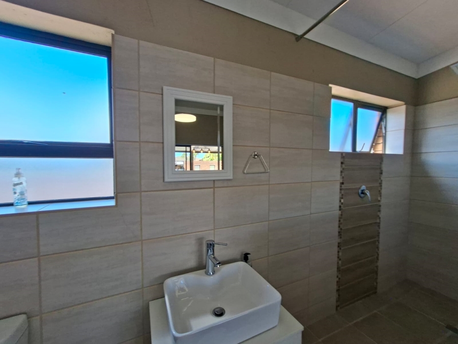 3 Bedroom Property for Sale in Reebok Western Cape